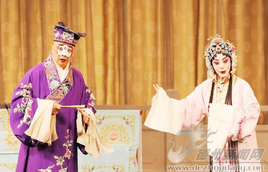 全国京剧新秀唱响德州 生旦净末丑齐亮相