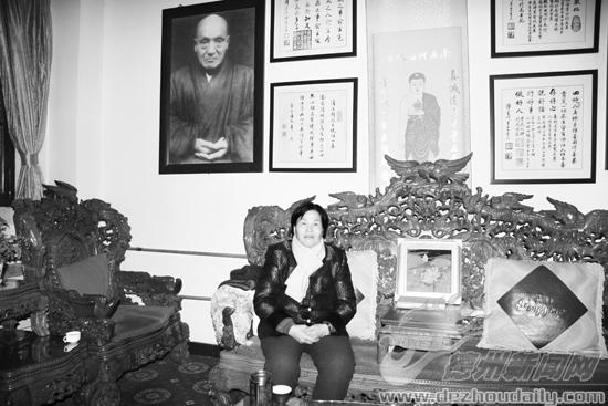 传奇居士齐素萍
