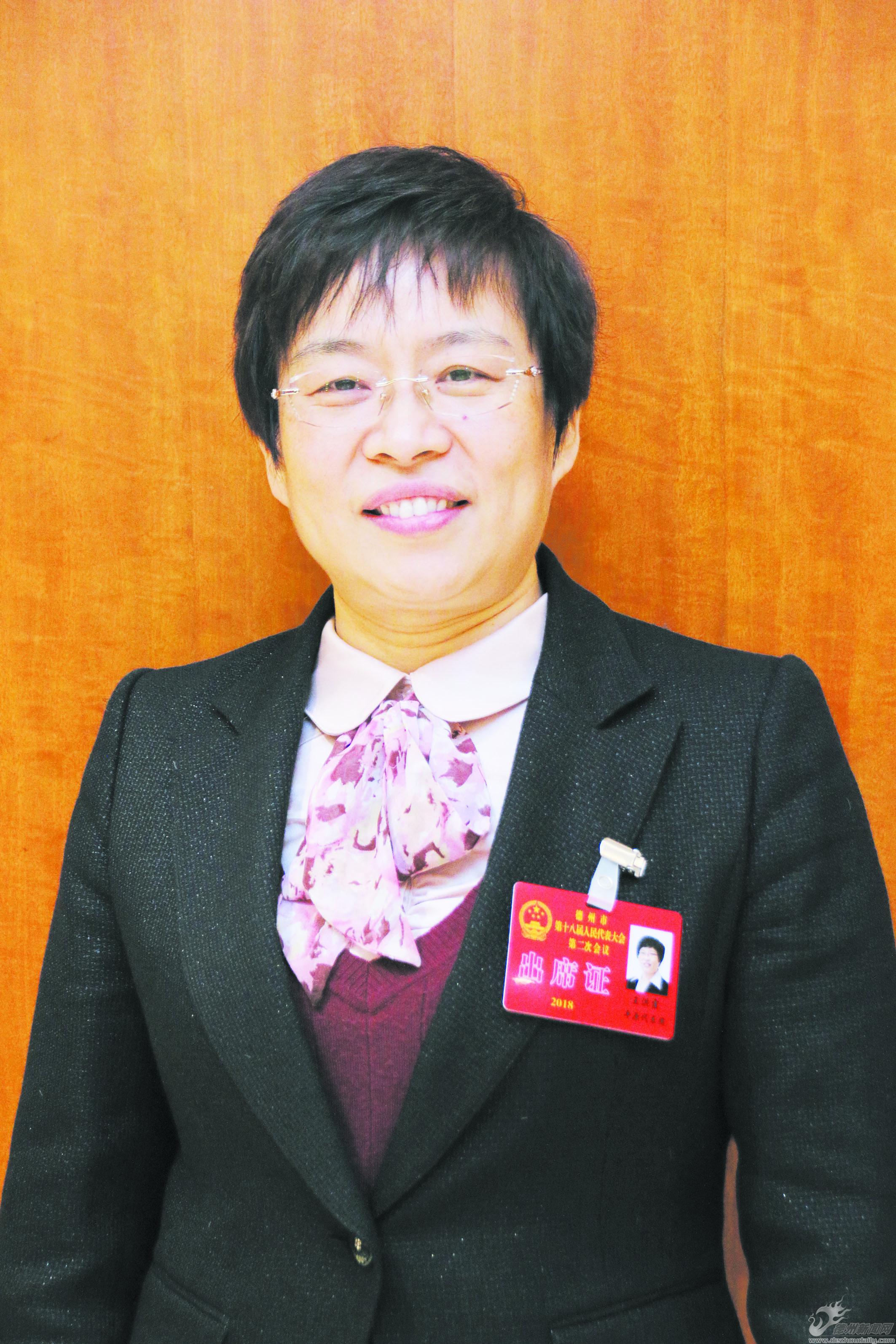 目前,平原县特色小镇建设已经破题上路,王打卦镇"探花庄园"农家游项目