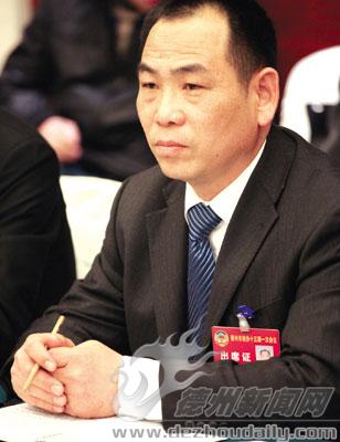 采访对象:市政协委员,德州傻小二健康食品有限公司董事长李文平