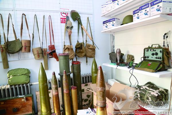 退伍军人夏季平建老兵之家收藏上千件退役军品