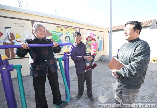 第一书记刘玉富百姓眼中的自家人