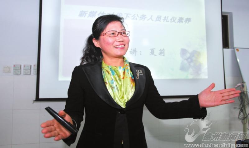 记者靳东群摄影刘振兴