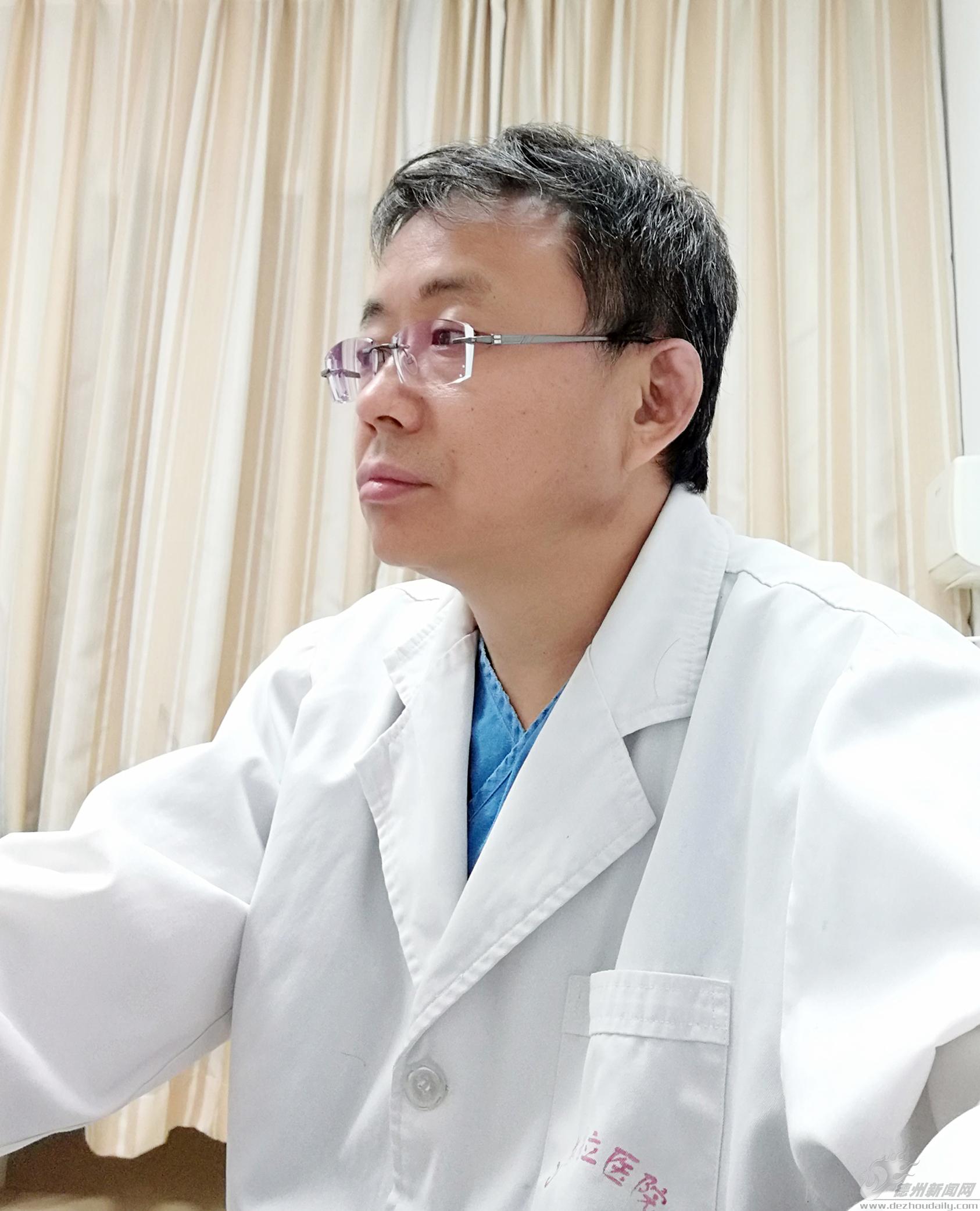 张俊勇:妙手解疾患 镜下天地宽